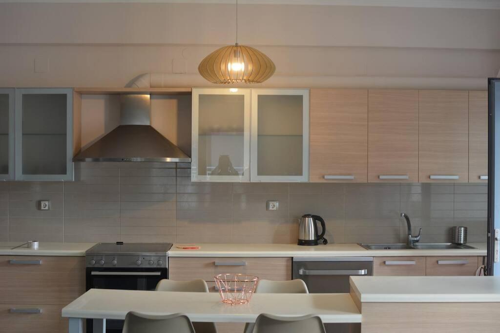 City Comfort Apartment Превеза Экстерьер фото